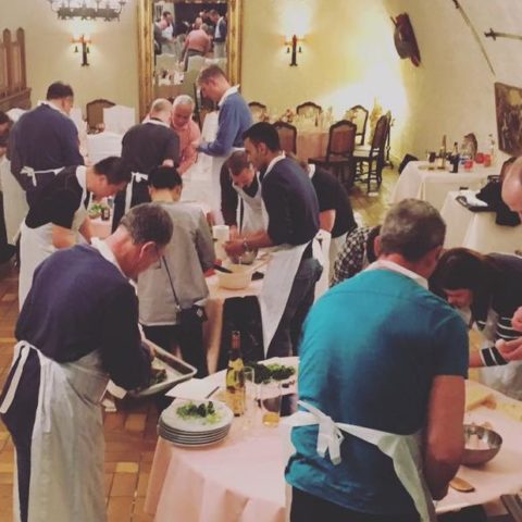 chez-meme-team-building-cooking-séminaire-cohésion